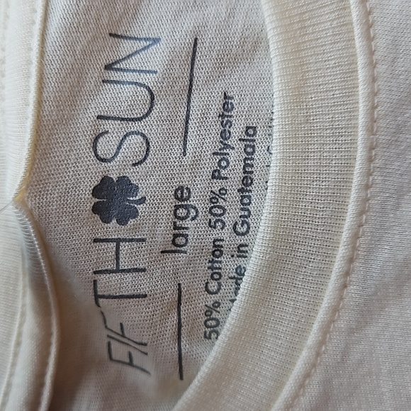 Fifth Sun Cream Leopard Clover St. Patrick's Day Tee L NWT - Picture 3 of 6